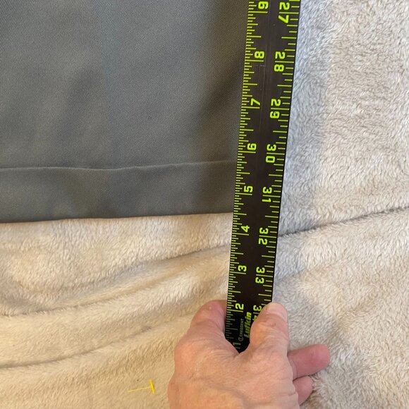 Nike Golf Mens Pants Size 40x32 Gray Polyester Flat Front Cuffs Breathable - Picture 3 of 15